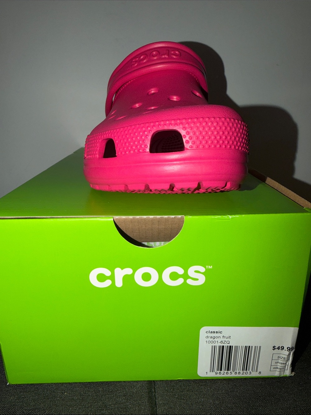 🩷🩴🐊🩴🩷CROCS Classic Clog in Dragon Fruit Pink 9M/11W - Picture 4 of 5